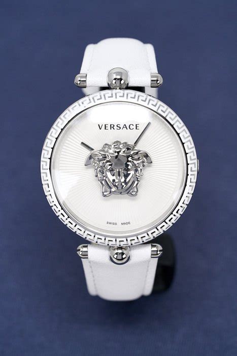 versace watches white adn gold palazzo|Buy Versace Palazzo Empire women's Watch VECO01722.